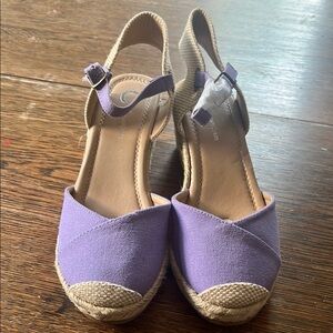 Journee Collection Ashlyn Wedge Heel Espadrille size 8